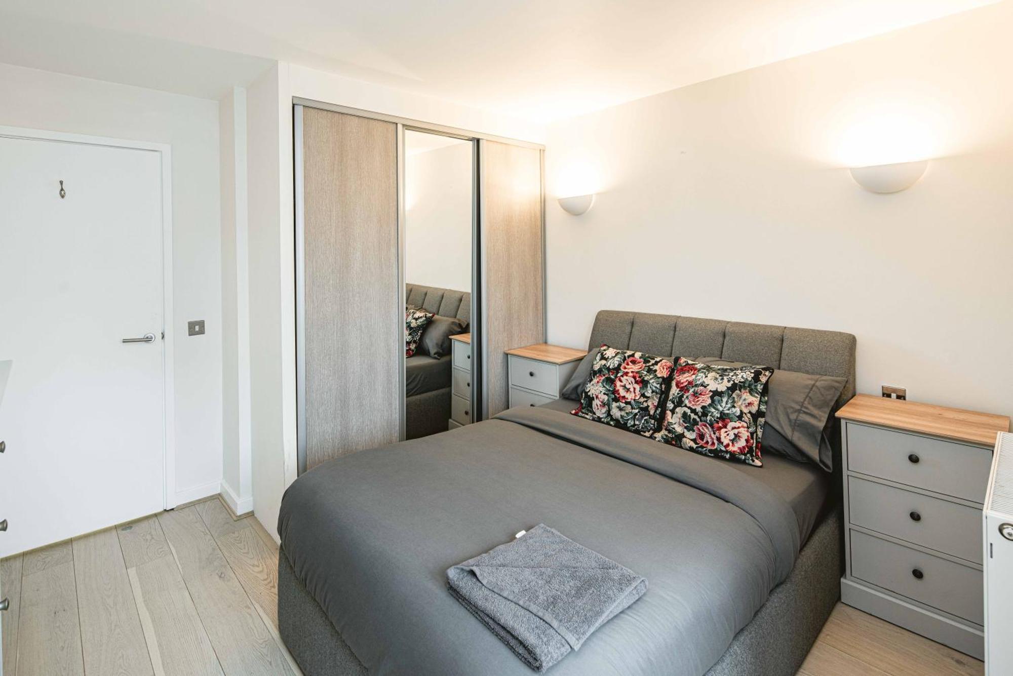 Beautiful Penthouse Apartment With Private Terrace In Greenwich Peninsula Londres Extérieur photo